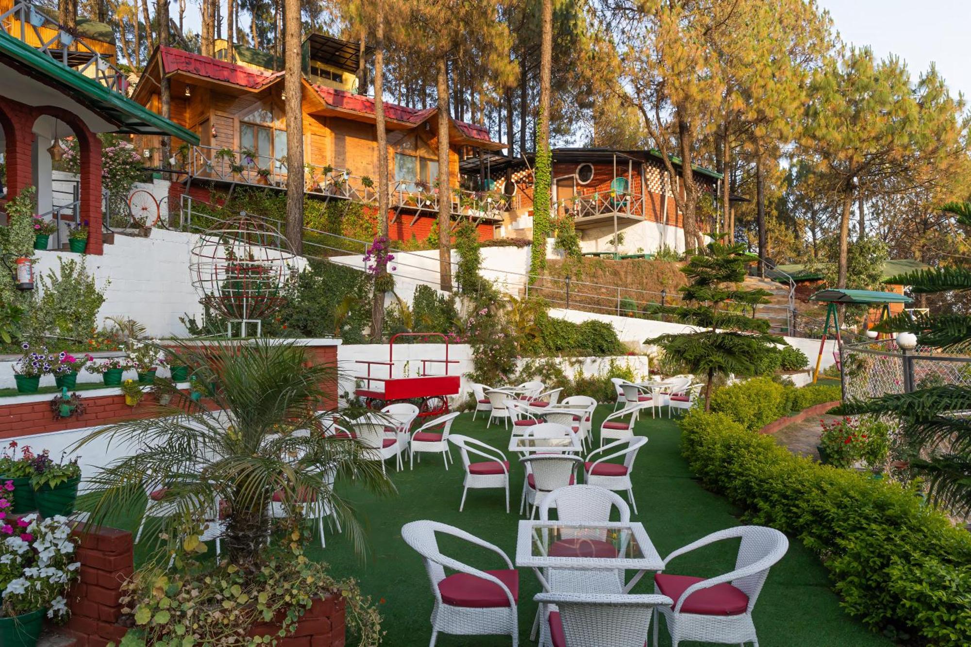 Zone Connect By The Park, Lansdowne Hotell Exteriör bild